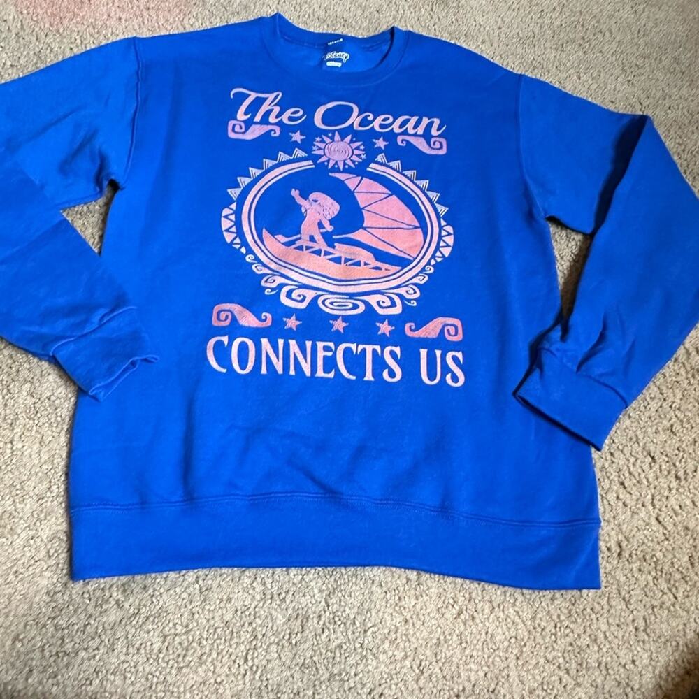 DISNEY MOANA BOAT BLUE SWEATSHIRT in PEACH Tone BOAT GRAPHIC -LIKE NEW UNWORN